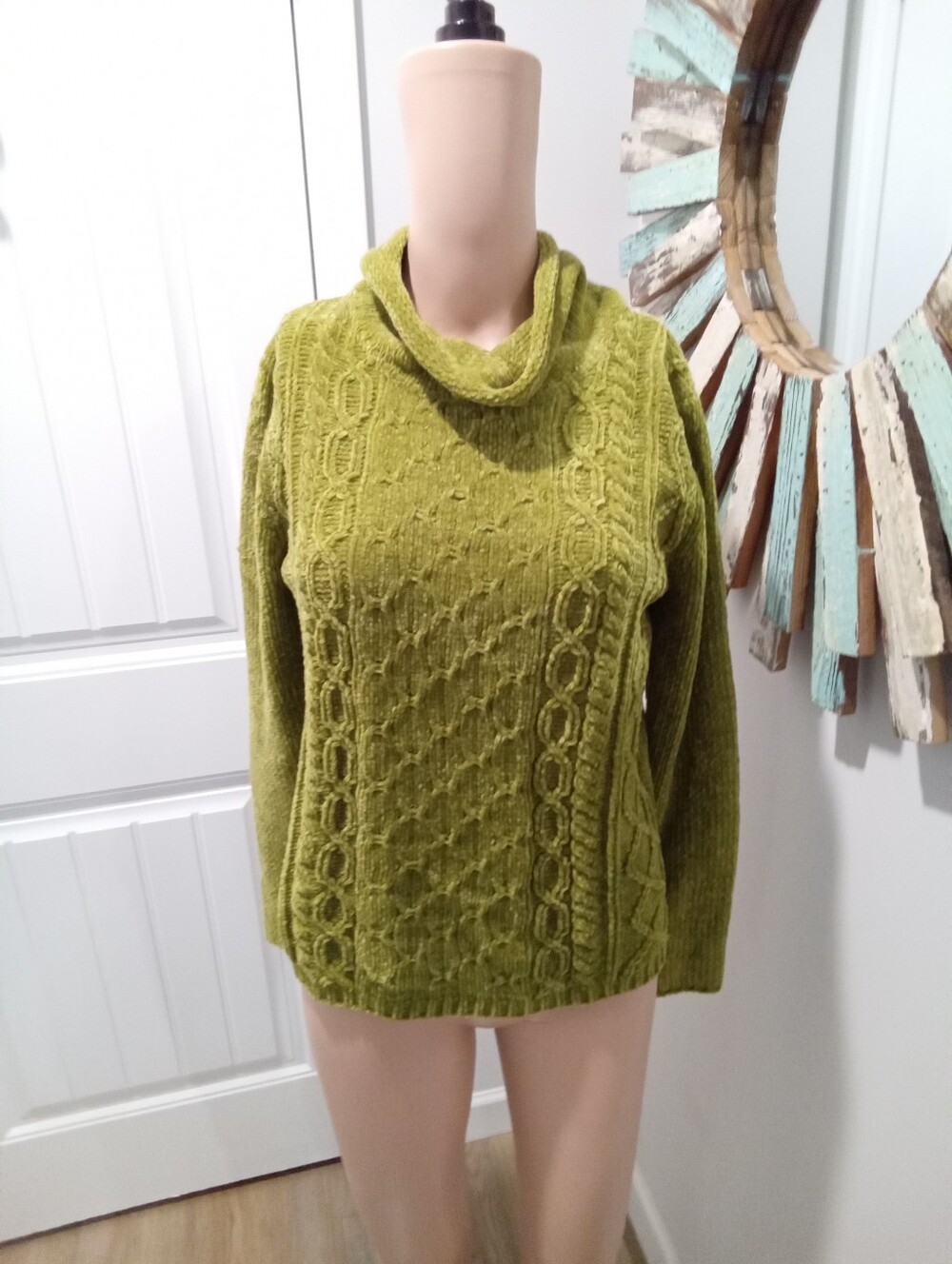 Vintage Norton McNaughton Sz PM Lime Green Chenile Cable Knit Cowl Neck Sweater